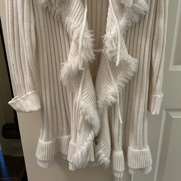 Alfani ivory sweater with faux fur trim, size 2X - Picture 4 of 11